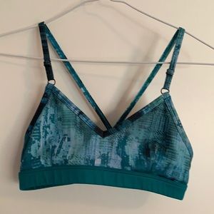 Alo yoga sports bra